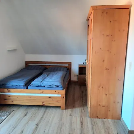 Sasse Mit Garten & Grill Homestay *