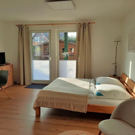 Homestay Sasse Mit Garten & Grill Molschow